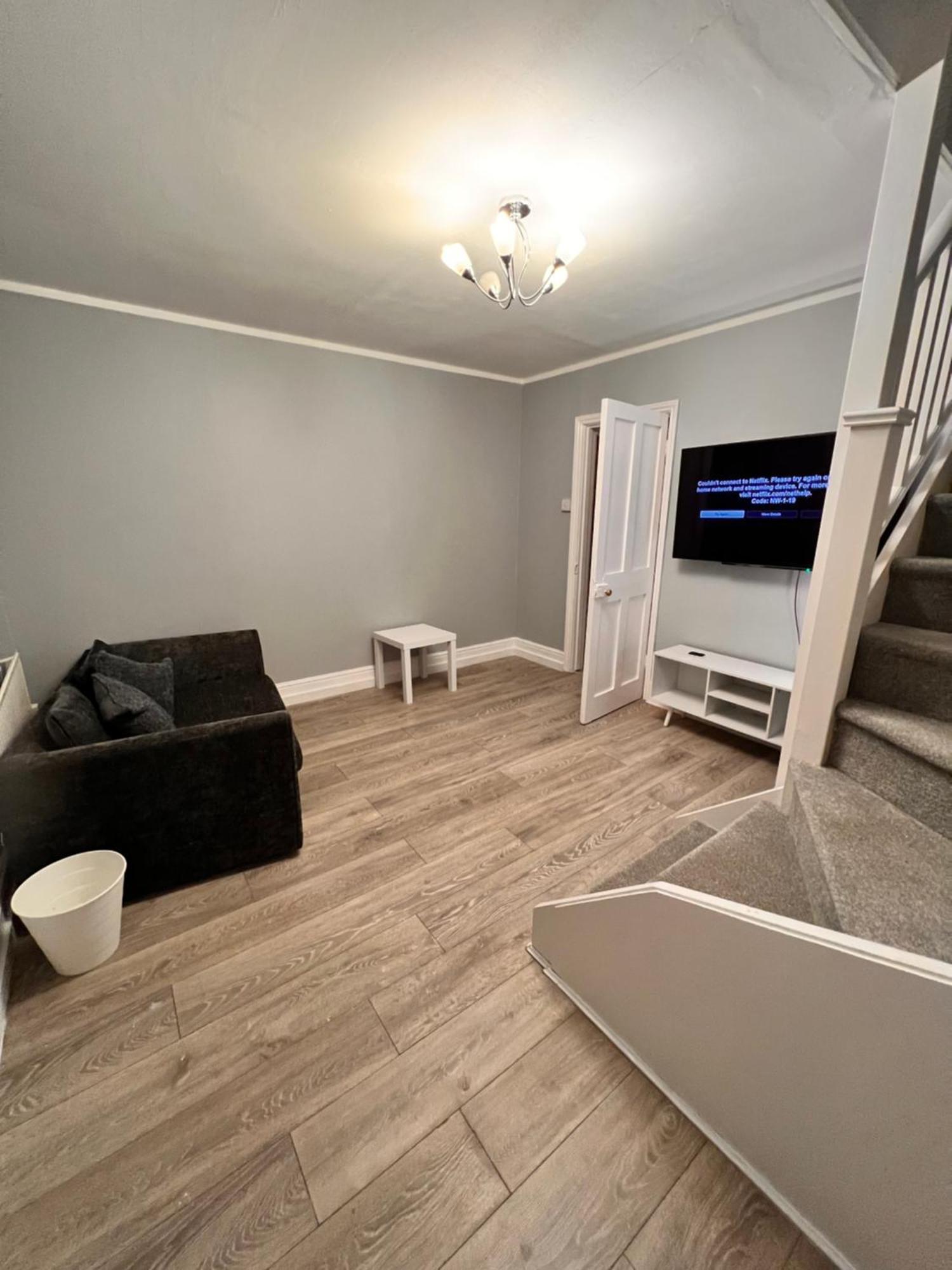 Apartment 82a Nelson Street *
